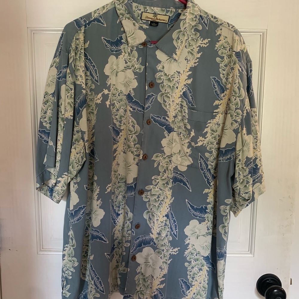 Tommy Bahama Button Down Shirt